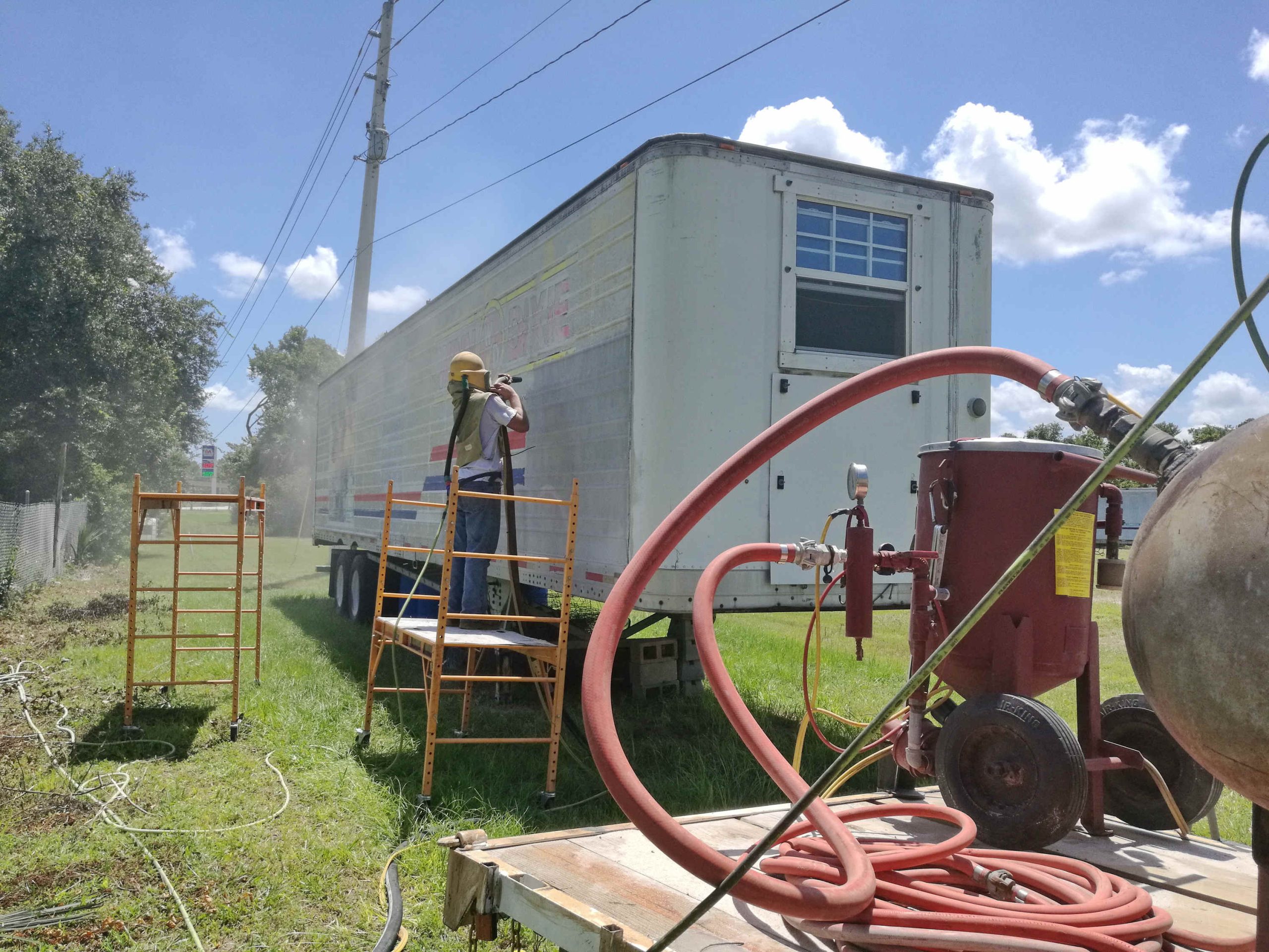 Aluminum_Tractor_trailer_sandblast_paint_removal-02-scaled.jpg